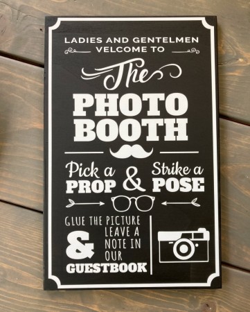 Photo booth skilt